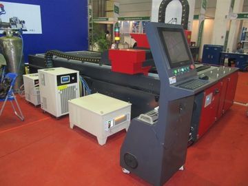 500W τέμνουσα μηχανή λέιζερ ινών 1500 X 3000 CNC για το πιάτο φύλλων